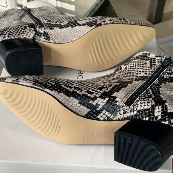 Marc Fisher Tammea2 leather ankle booties - Picture 3 of 5